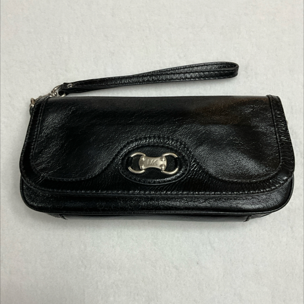 MICHAEL KORS BLACK LEATHER WRISTLET - Picture 1 of 6